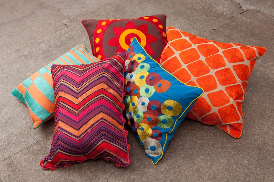 Cantaara: Home textiles, archive image 2